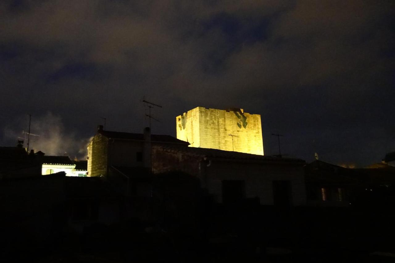Bel Appartement Terrasse 4 Etoiles Intra Muros Aigues-Mortes Dış mekan fotoğraf