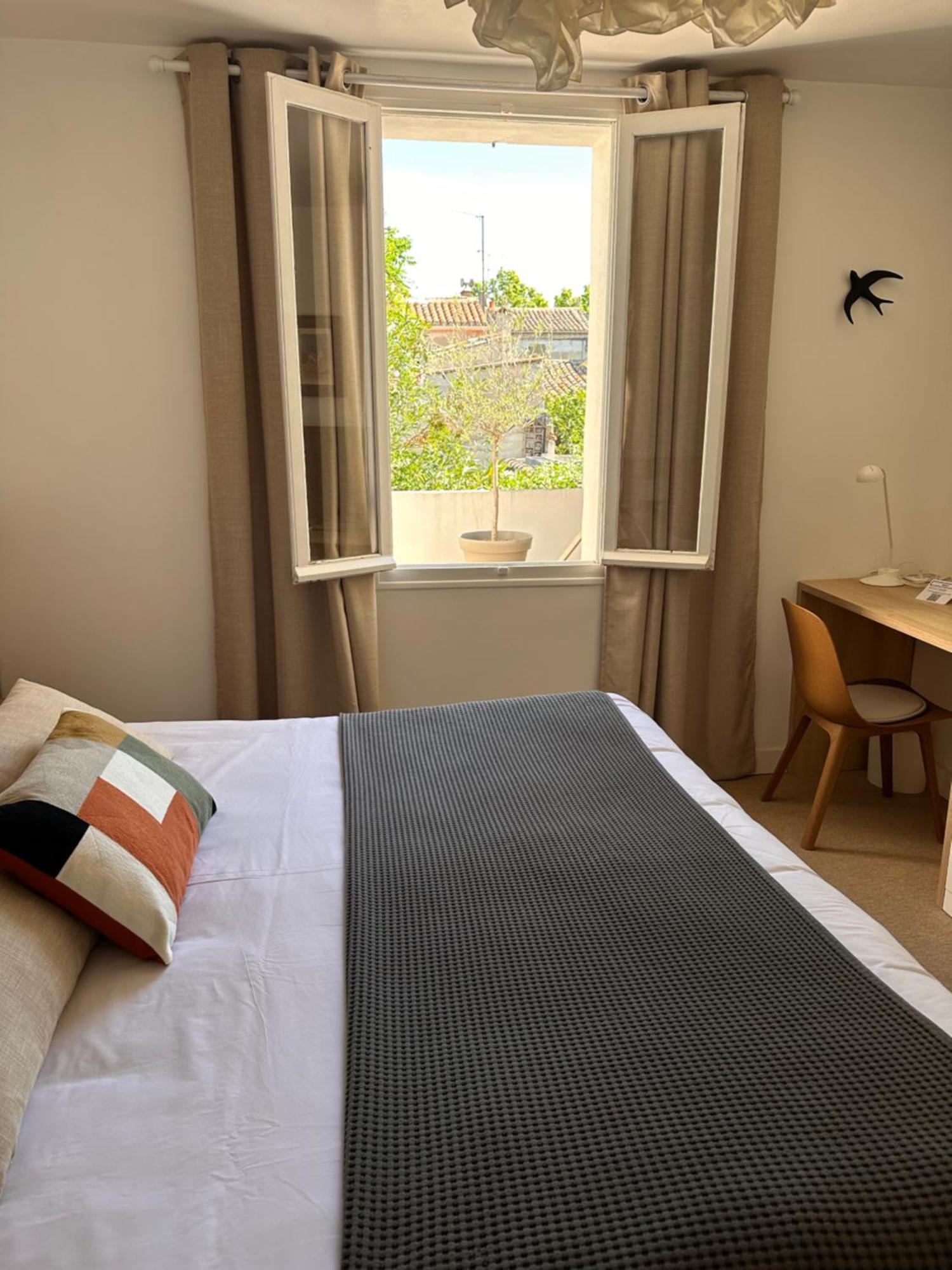 Bel Appartement Terrasse 4 Etoiles Intra Muros Aigues-Mortes Dış mekan fotoğraf