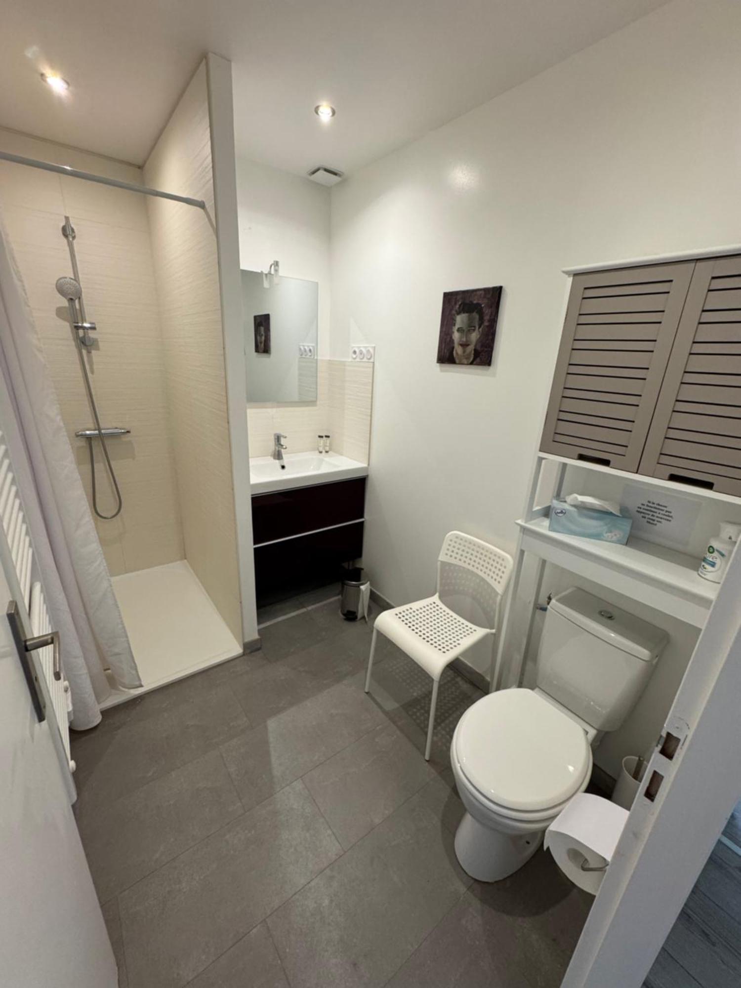 Bel Appartement Terrasse 4 Etoiles Intra Muros Aigues-Mortes Dış mekan fotoğraf